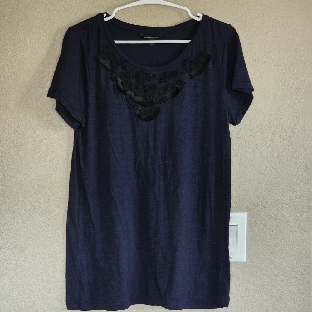Elegant Casual Top by Banana‎ Republic – Embellished Neckline Medium